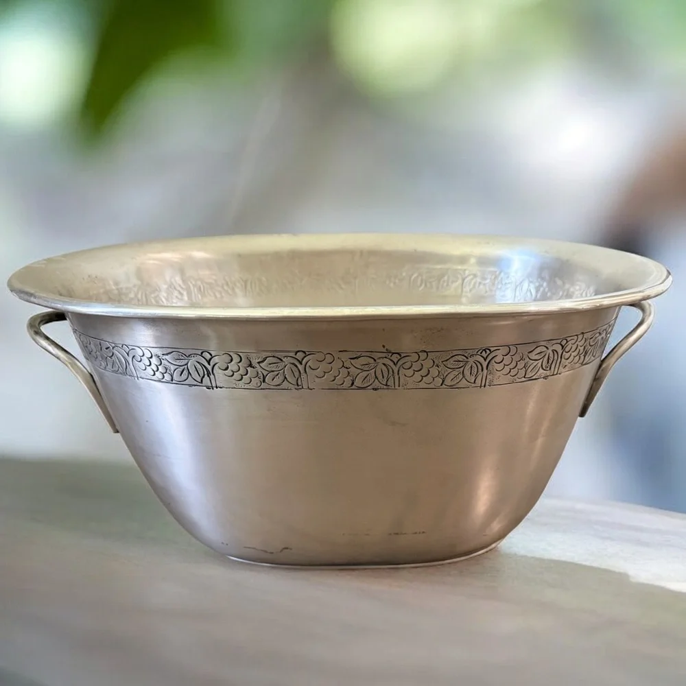 VTG Pottery Barn Silverplate Vineyard Collection Oval Party Ice Bucket ~ 17x13x8
